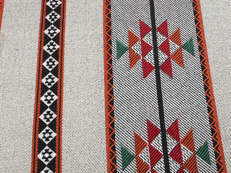 Kain tenda anyaman warna rajutan bernapas